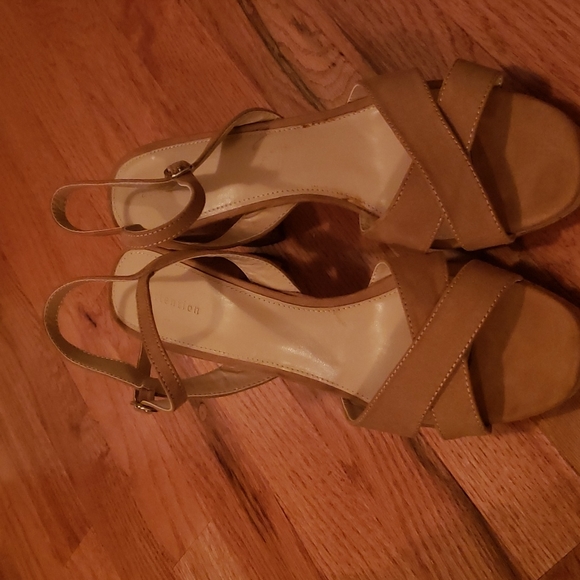 Shoes - Picture 2 of 2